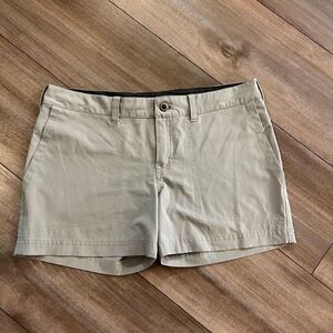 Patagonia Grey Athletic‎ Casual Shorts Women 6 Bin P-21